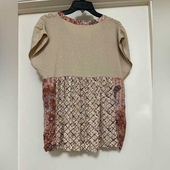 Gimmicks by BKE fun flirty boho XS top - Picture 9 of 10